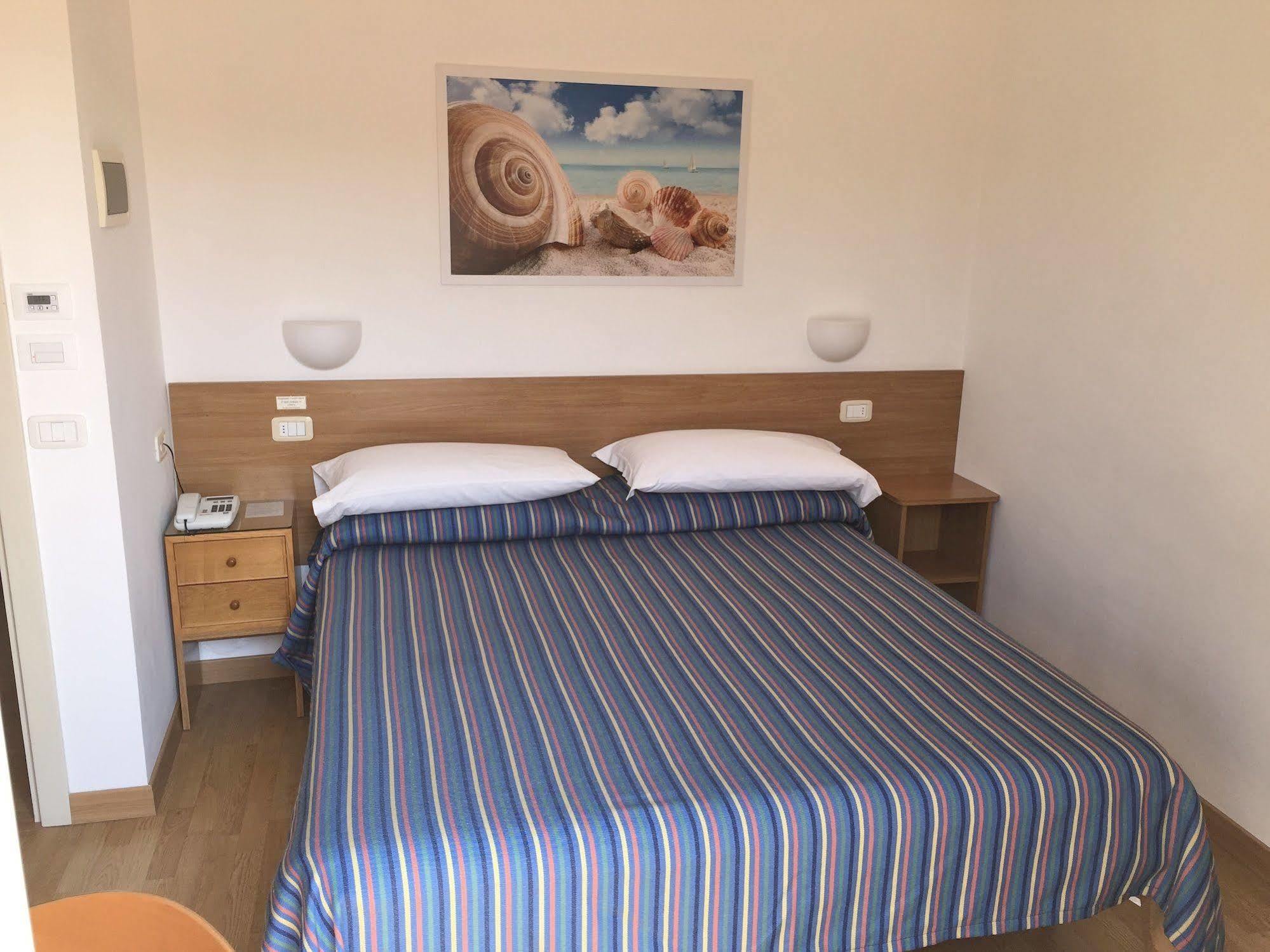 Hotel Mayor Sperlonga Ngoại thất bức ảnh