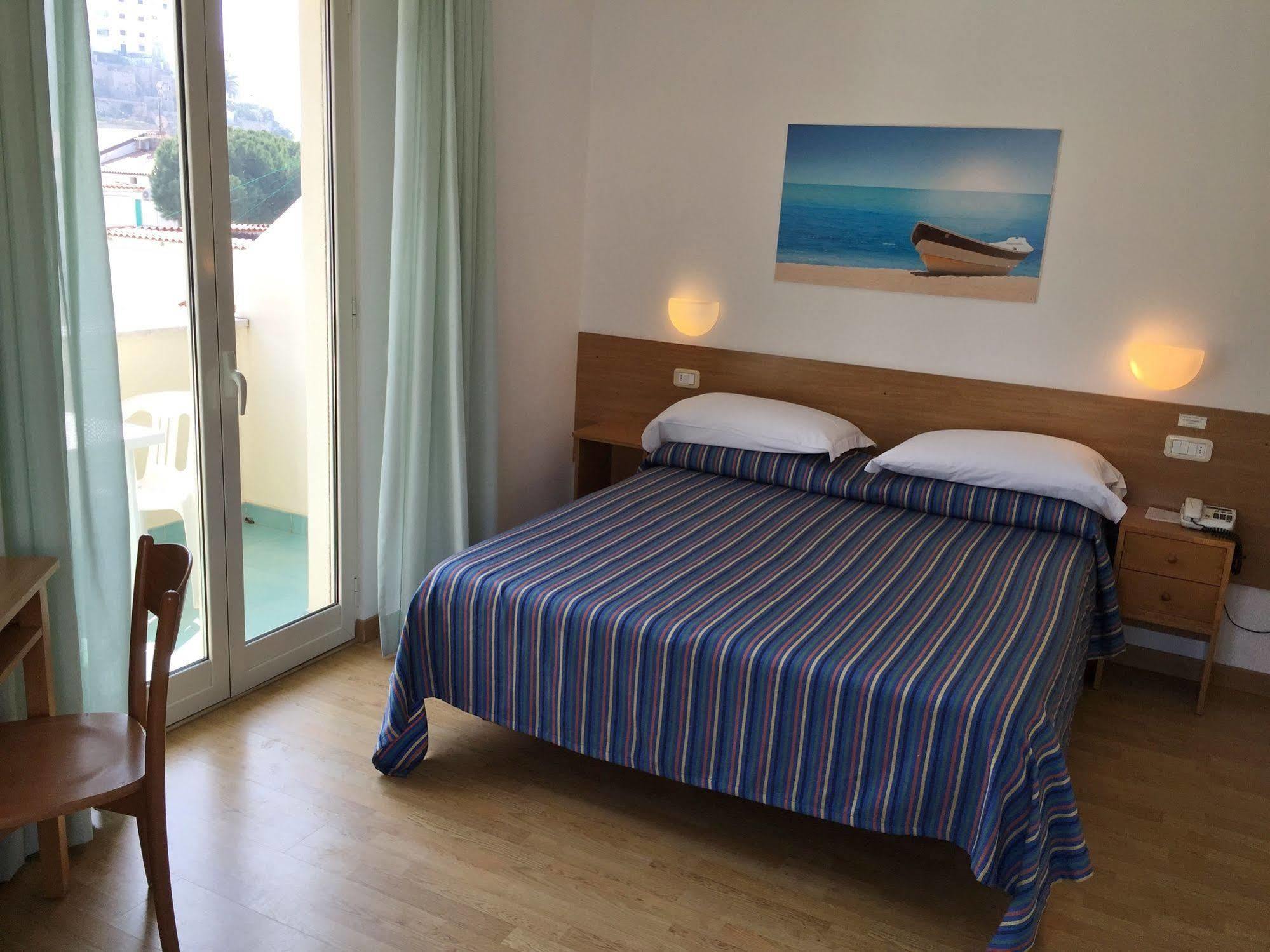 Hotel Mayor Sperlonga Ngoại thất bức ảnh