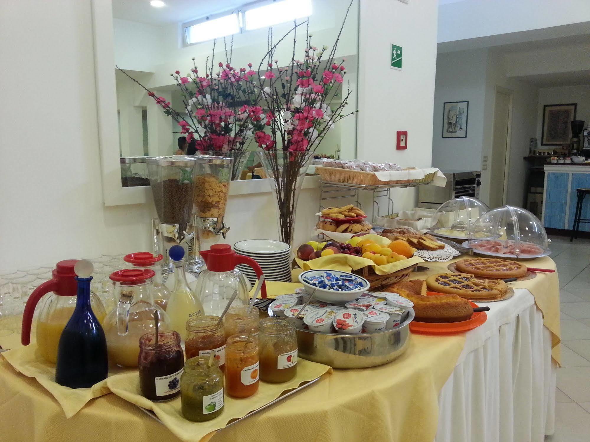 Hotel Mayor Sperlonga Ngoại thất bức ảnh